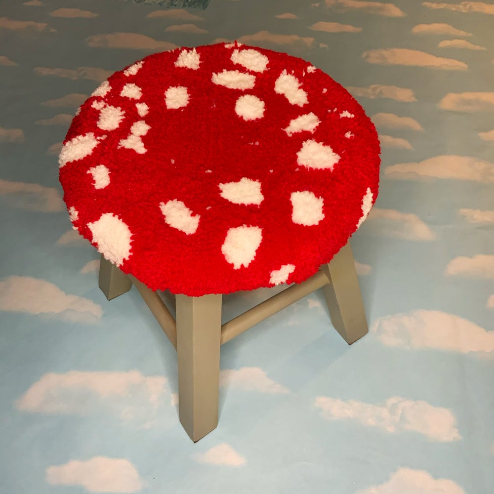 Tufted Toadstool